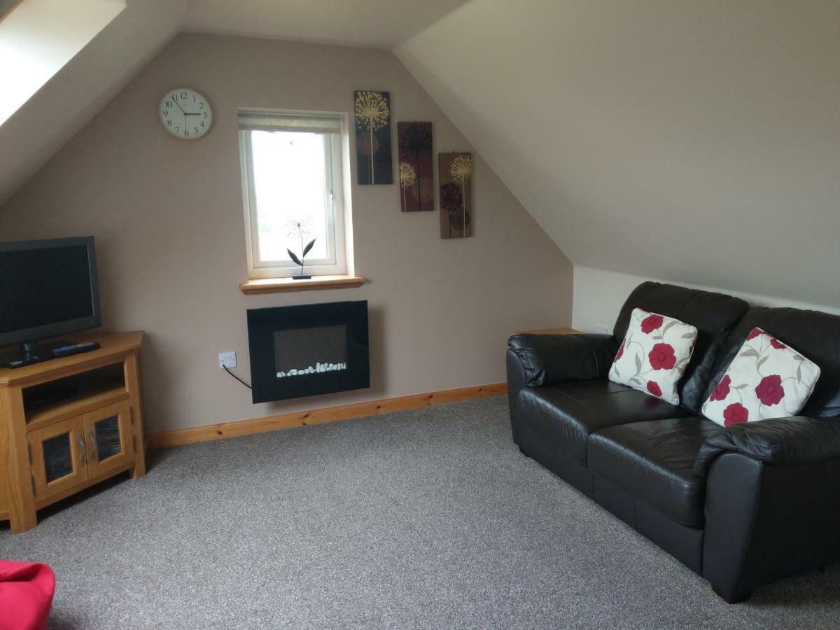 Kinkell Holiday Apartment Kingsburgh Extérieur photo